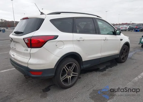 2019 Ford Escape Sel z USA, uszkodzony, nr VIN 1FMCU9HD8KUB18284